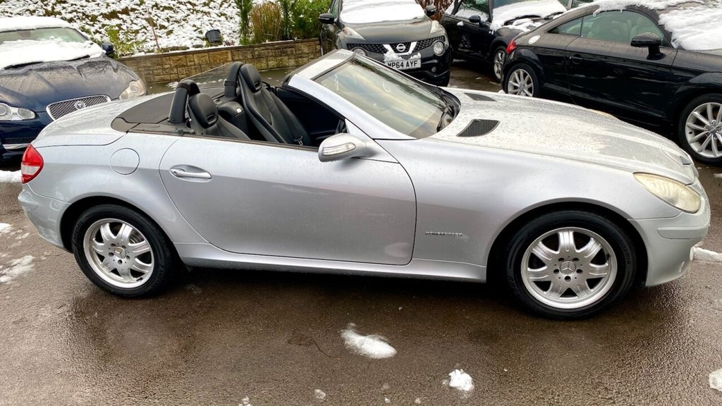 Used Mercedes-Benz SLK 2004 for sale - 77668770: Photo 44