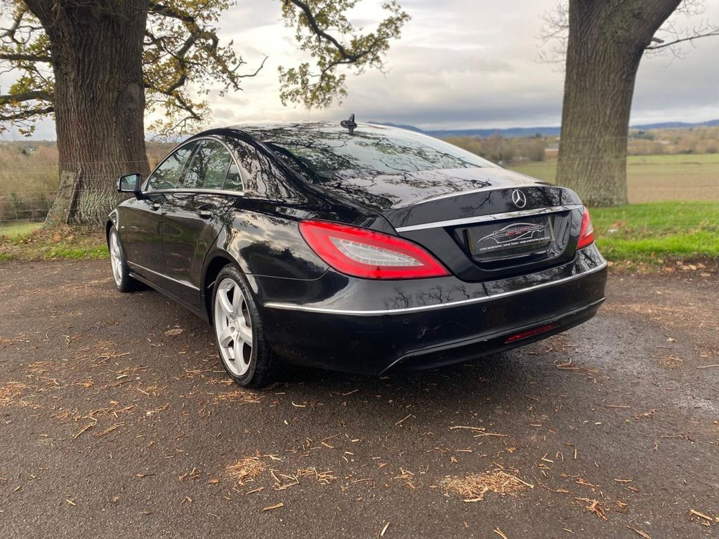 Used Mercedes-Benz CLS 2011 for sale - 76724918: Photo 10