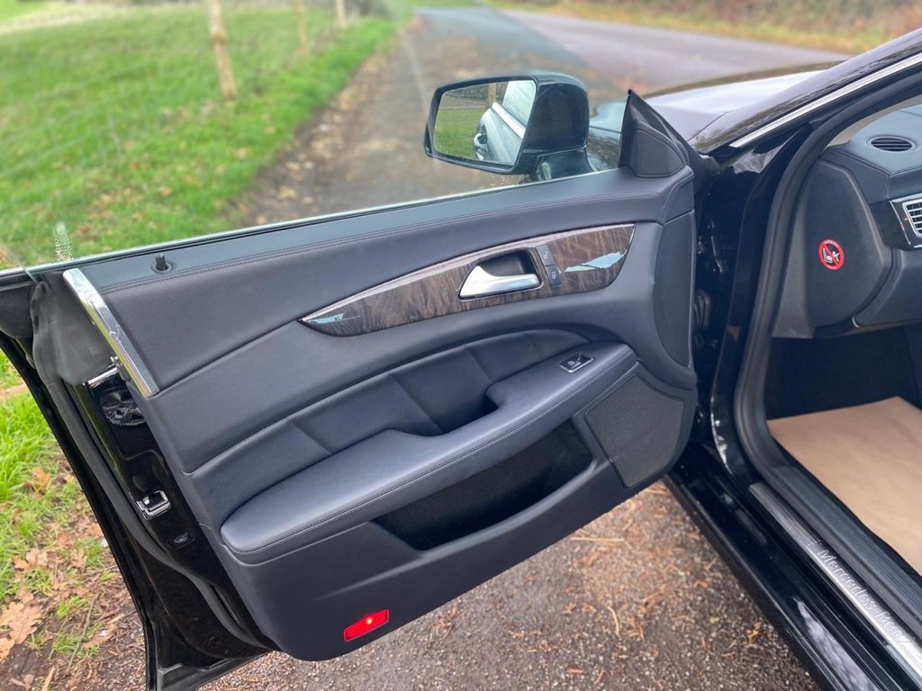 Used Mercedes-Benz CLS 2011 for sale - 76724918: Photo 23