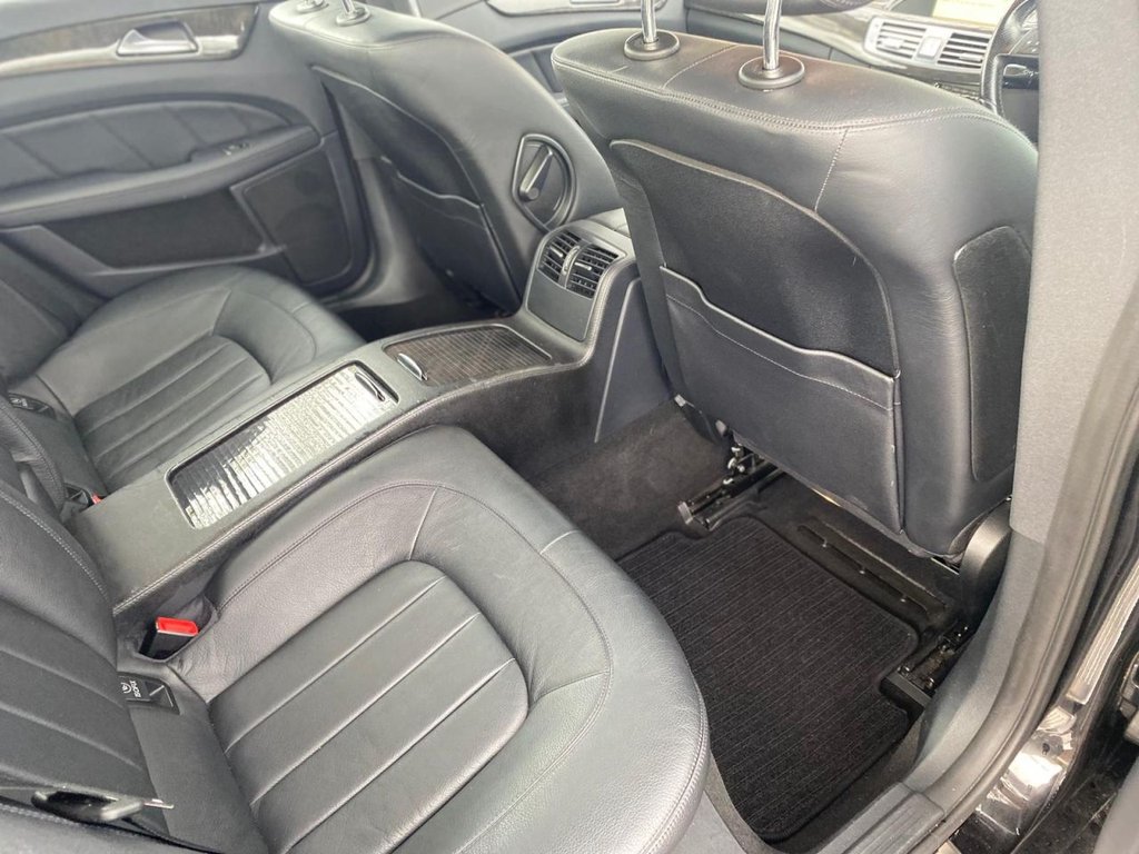 Used Mercedes-Benz CLS 2011 for sale - 76724918: Photo 24
