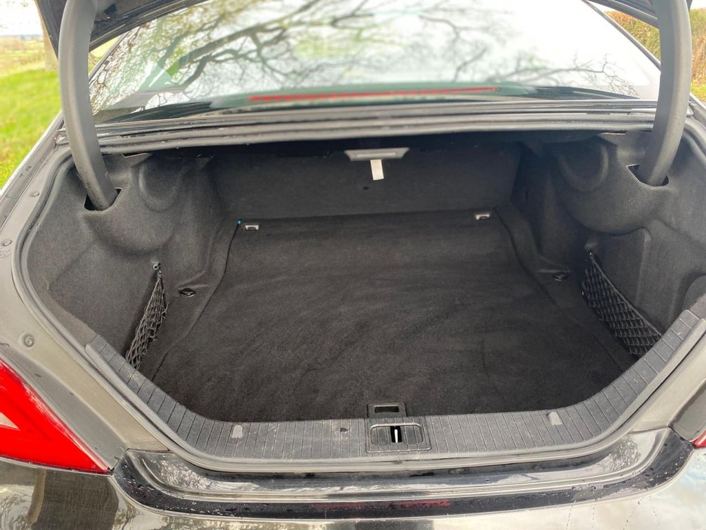 Used Mercedes-Benz CLS 2011 for sale - 76724918: Photo 30