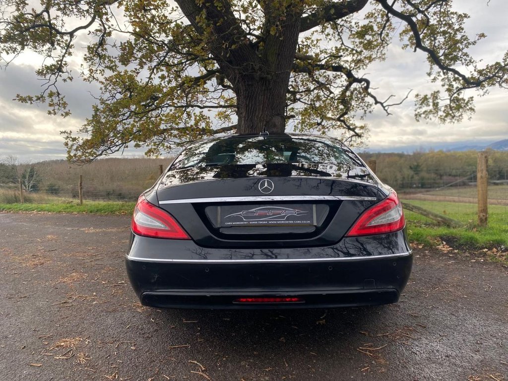 Used Mercedes-Benz CLS 2011 for sale - 76724918: Photo 9