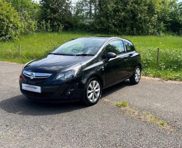 Used Vauxhall Corsa 2014 for sale - 74721993: Photo 2