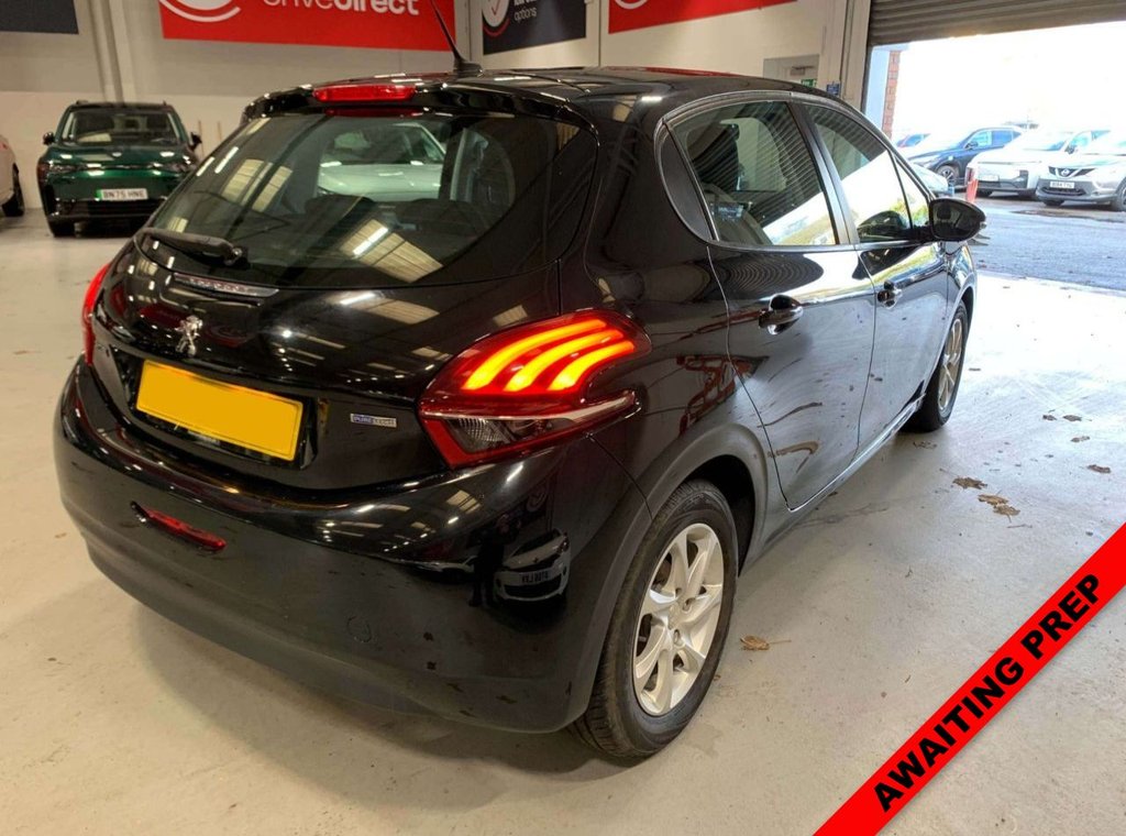 Used Peugeot 208 2016 for sale - 76973757: Photo 4