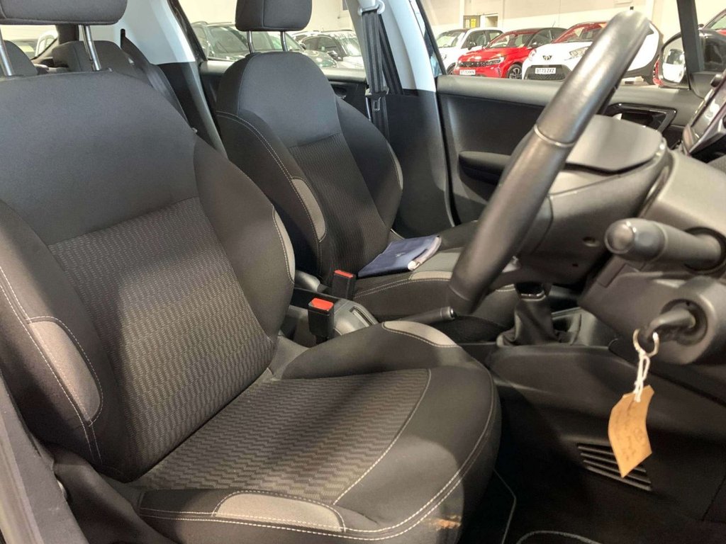 Used Peugeot 208 2016 for sale - 76973757: Photo 6