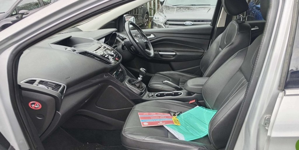 Used Ford Kuga 2015 for sale - 77820615: Photo 6