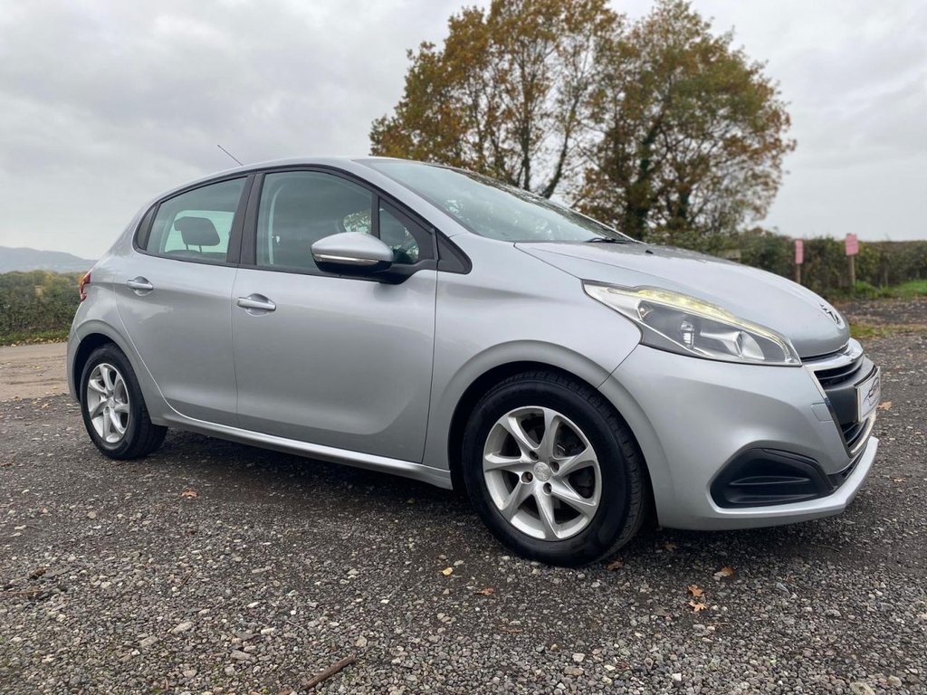 Used Peugeot 208 2016 for sale - 76406738: Photo 19
