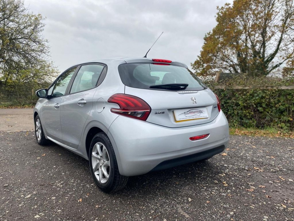 Used Peugeot 208 2016 for sale - 76406738: Photo 7