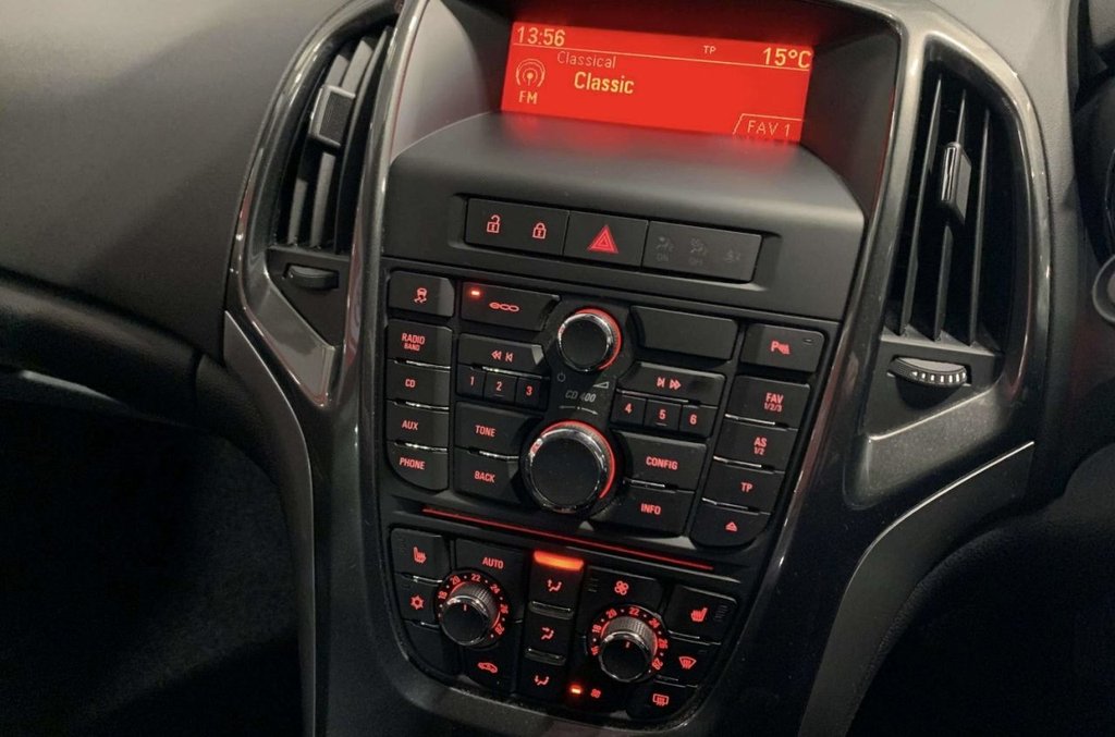 Used Vauxhall Astra 2014 for sale - 77820616: Photo 10