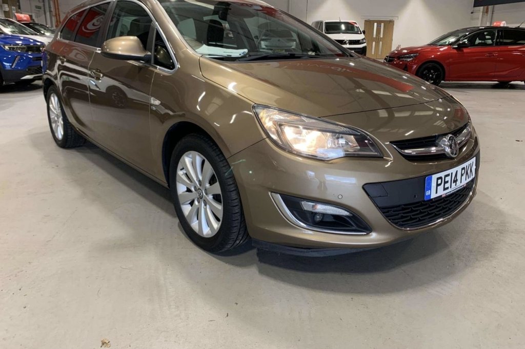 Used Vauxhall Astra 2014 for sale - 77820616: Photo 2