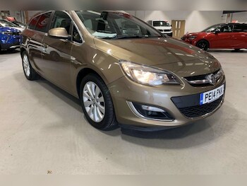 Used Vauxhall Astra 2014 for sale - 77820616: Photo
