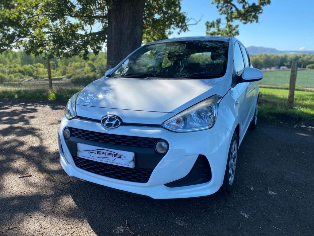 Used Hyundai i10 2017 for sale - 76481544: Photo 1