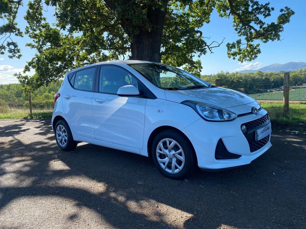 Used Hyundai i10 2017 for sale - 76481544: Photo 12