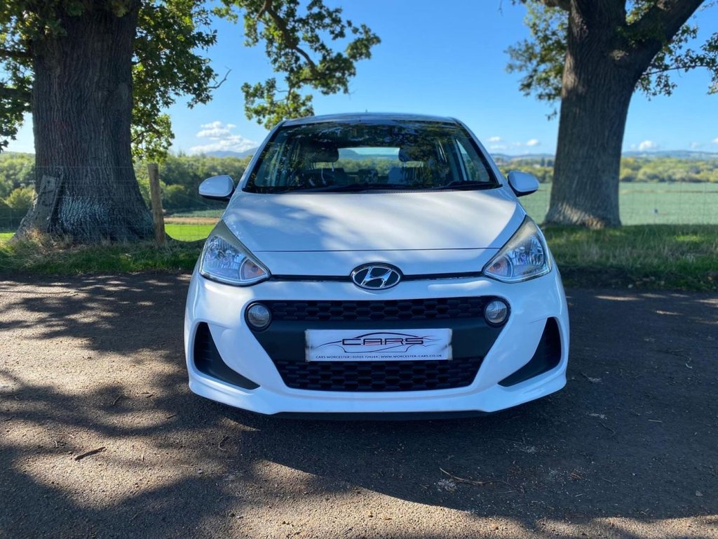 Used Hyundai i10 2017 for sale - 76481544: Photo 16