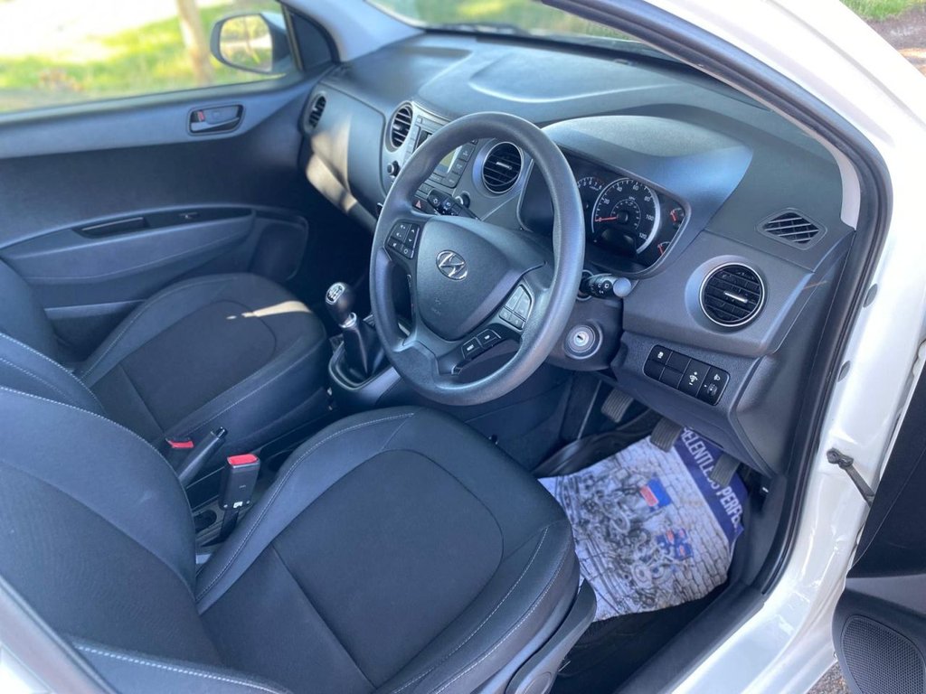 Used Hyundai i10 2017 for sale - 76481544: Photo 19