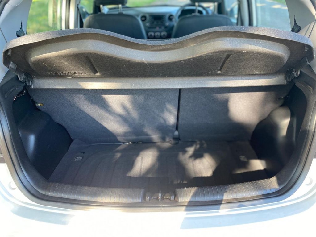 Used Hyundai i10 2017 for sale - 76481544: Photo 22