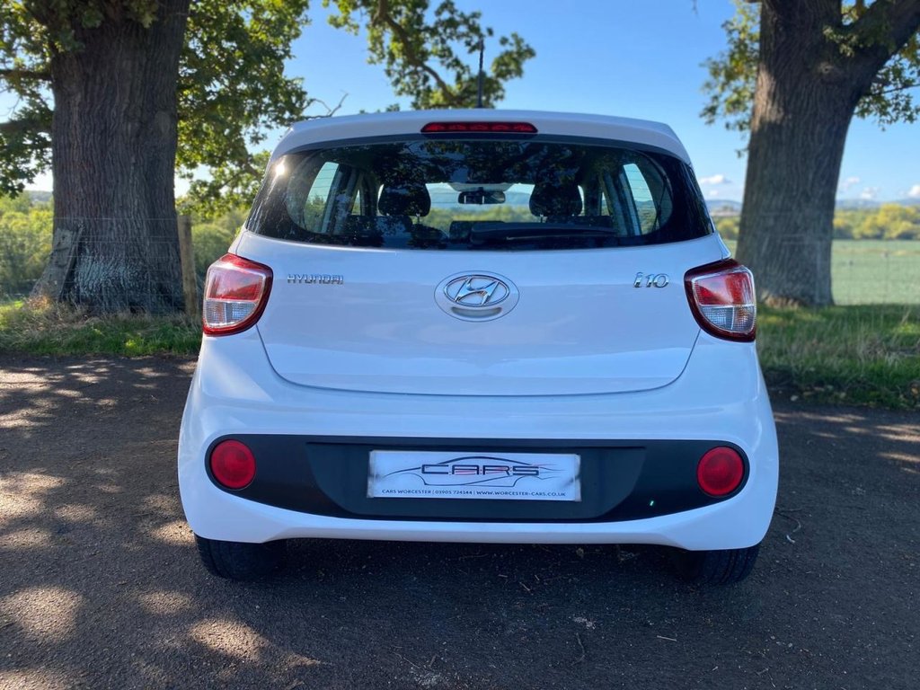Used Hyundai i10 2017 for sale - 76481544: Photo 6