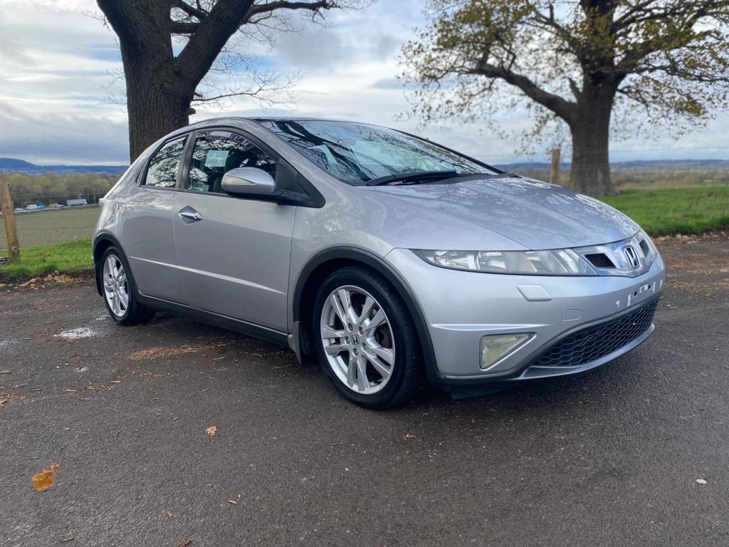 Used Honda Civic 2010 for sale - 76536107: Photo 15