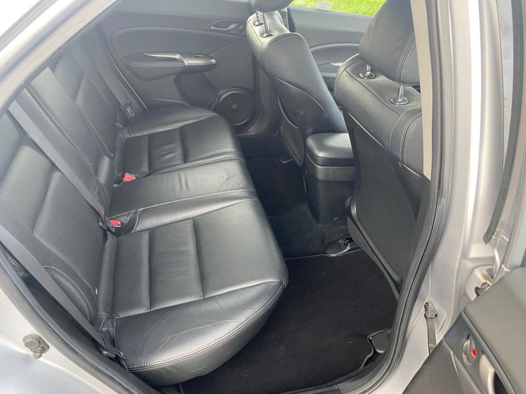 Used Honda Civic 2010 for sale - 76536107: Photo 27