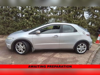 Used Honda Civic 2010 for sale - 76536107: Photo