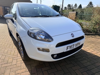 Used Fiat Punto 2017 for sale - 78328893: Photo