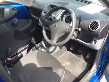 Used Peugeot 107 2012 for sale - 79407801: Photo