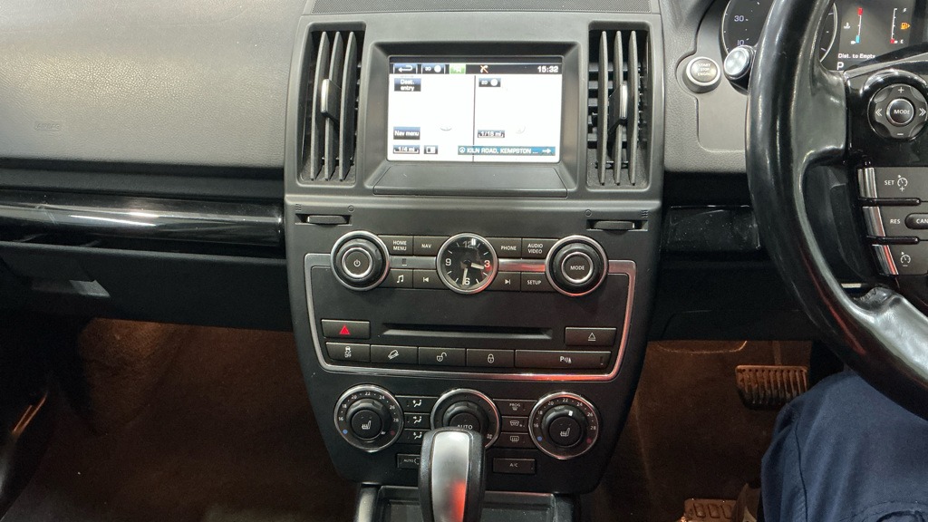 Used Land Rover Freelander 2014 for sale - 76847678: Photo 11