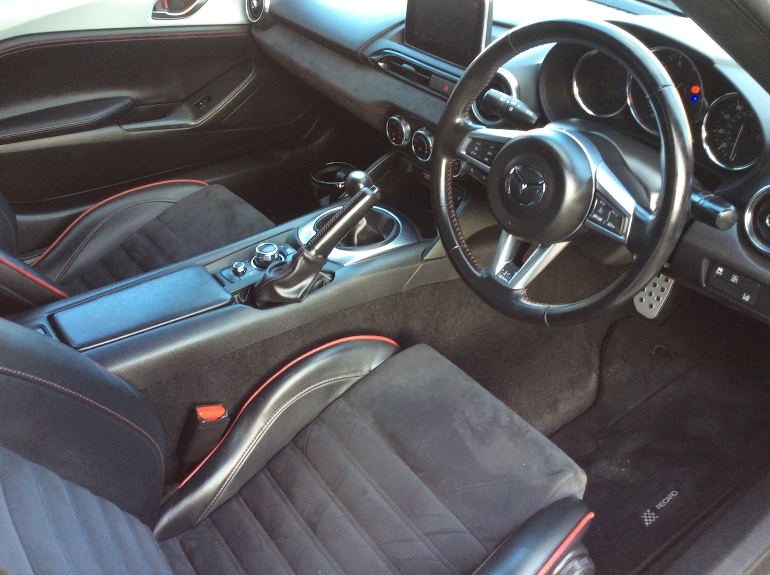 Used Mazda MX-5 2016 for sale - 76796183: Photo 2