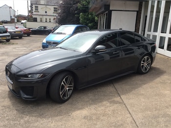 Used Jaguar XE 2020 for sale - 78900206: Photo