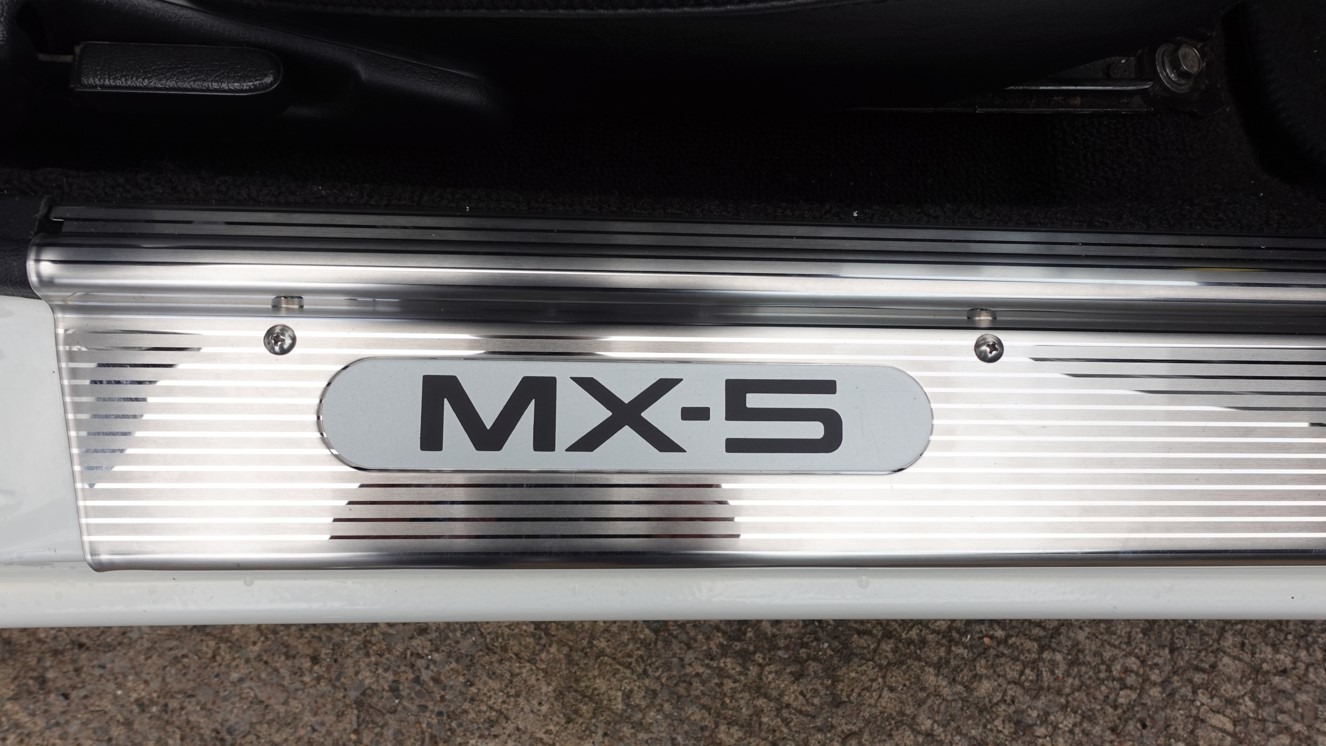 Used Mazda MX-5 1991 for sale - 76682072: Photo 10