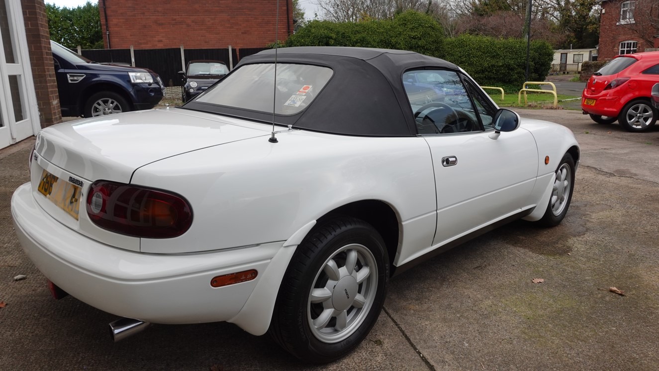 Used Mazda MX-5 1991 for sale - 76682072: Photo 4
