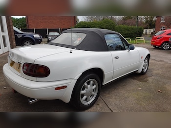 Used Mazda MX-5 1991 for sale - 76682072: Photo