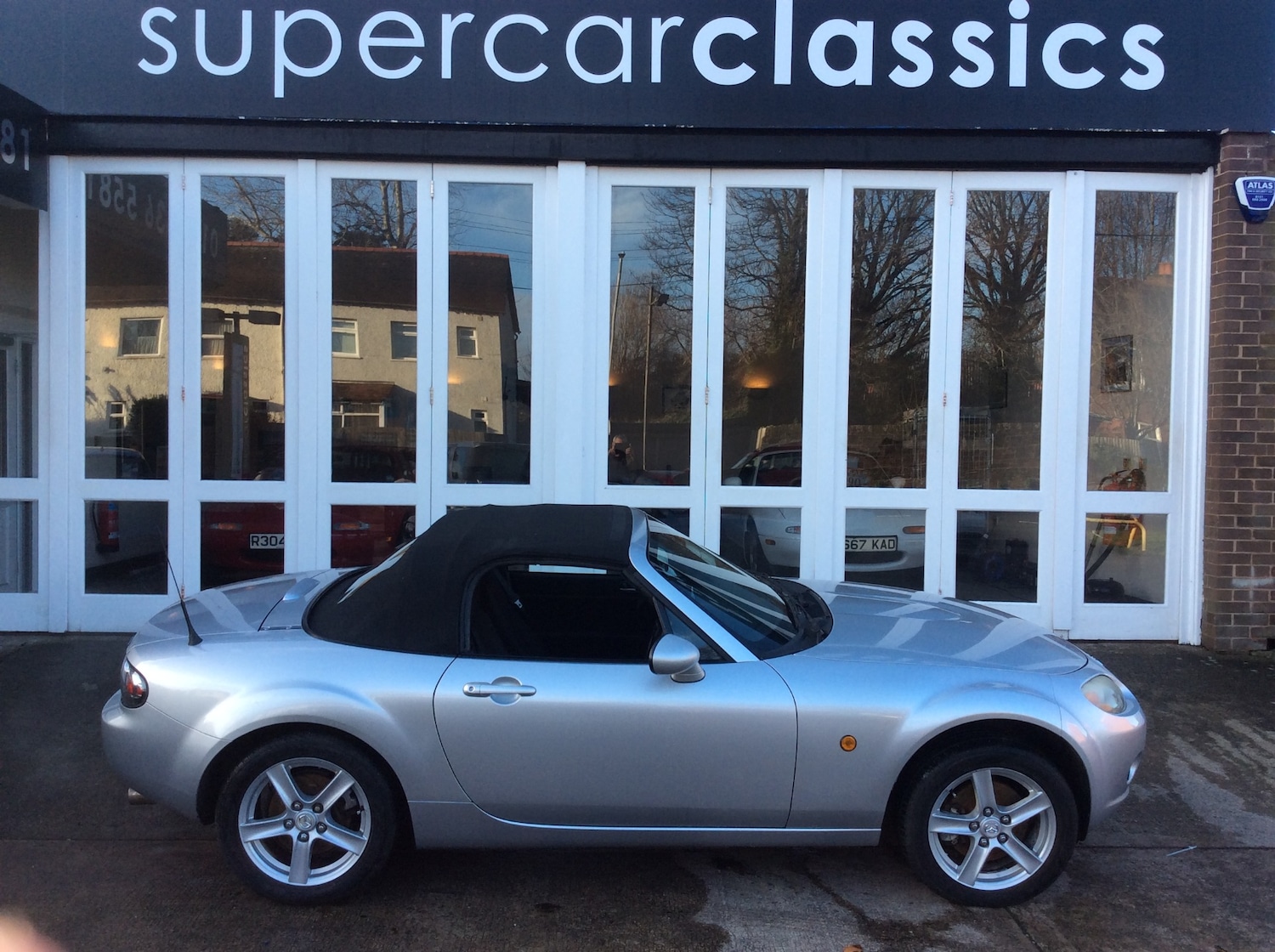 Used Mazda MX-5 2006 for sale - 77099955: Photo 2
