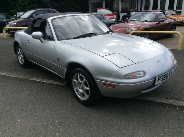 Used Mazda MX-5 1997 for sale - 75454618: Photo 2