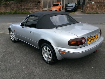 Used Mazda MX-5 1997 for sale - 75454618: Photo