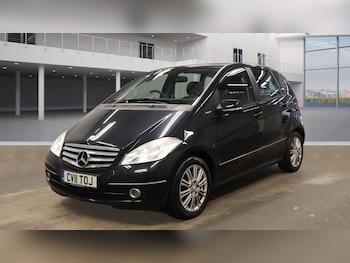 Used Mercedes-Benz A-Class 2011 for sale - 77649830: Photo