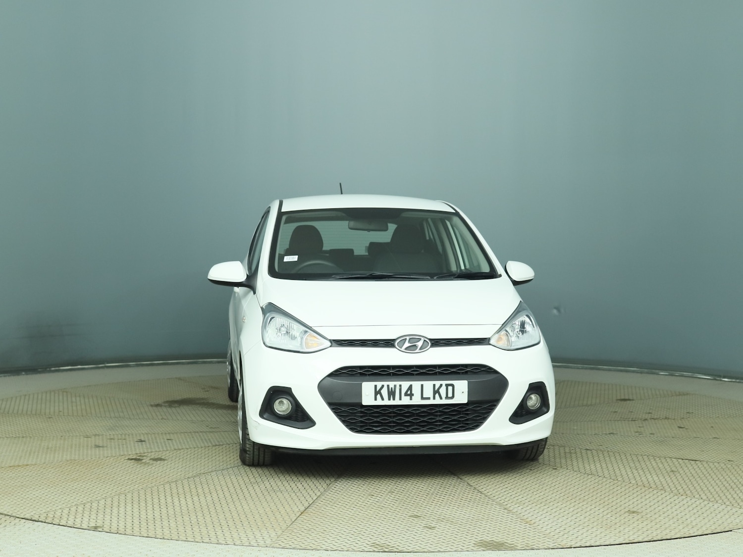 Used Hyundai i10 2014 for sale - 78210279: Photo 2