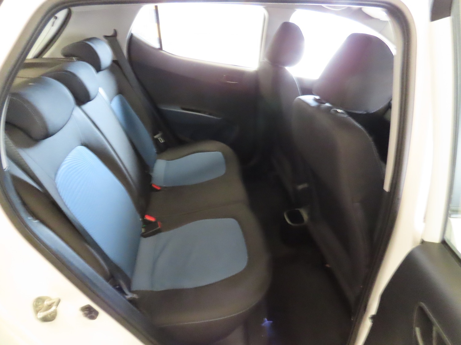 Used Hyundai i10 2014 for sale - 78210279: Photo 5