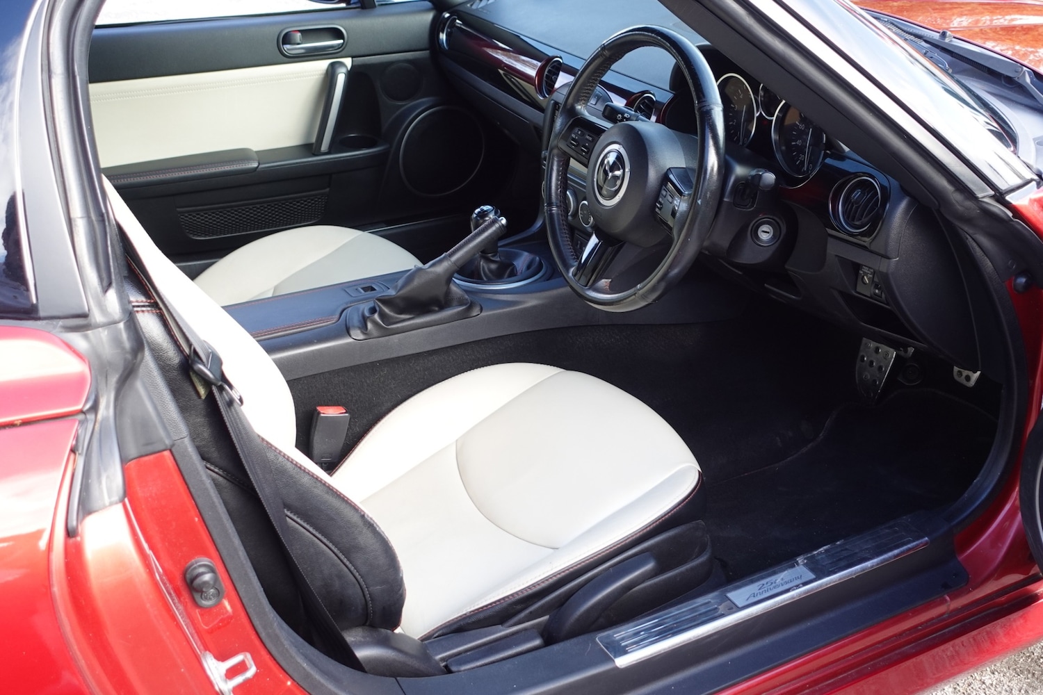 Used Mazda MX-5 2014 for sale - 75355107: Photo 12
