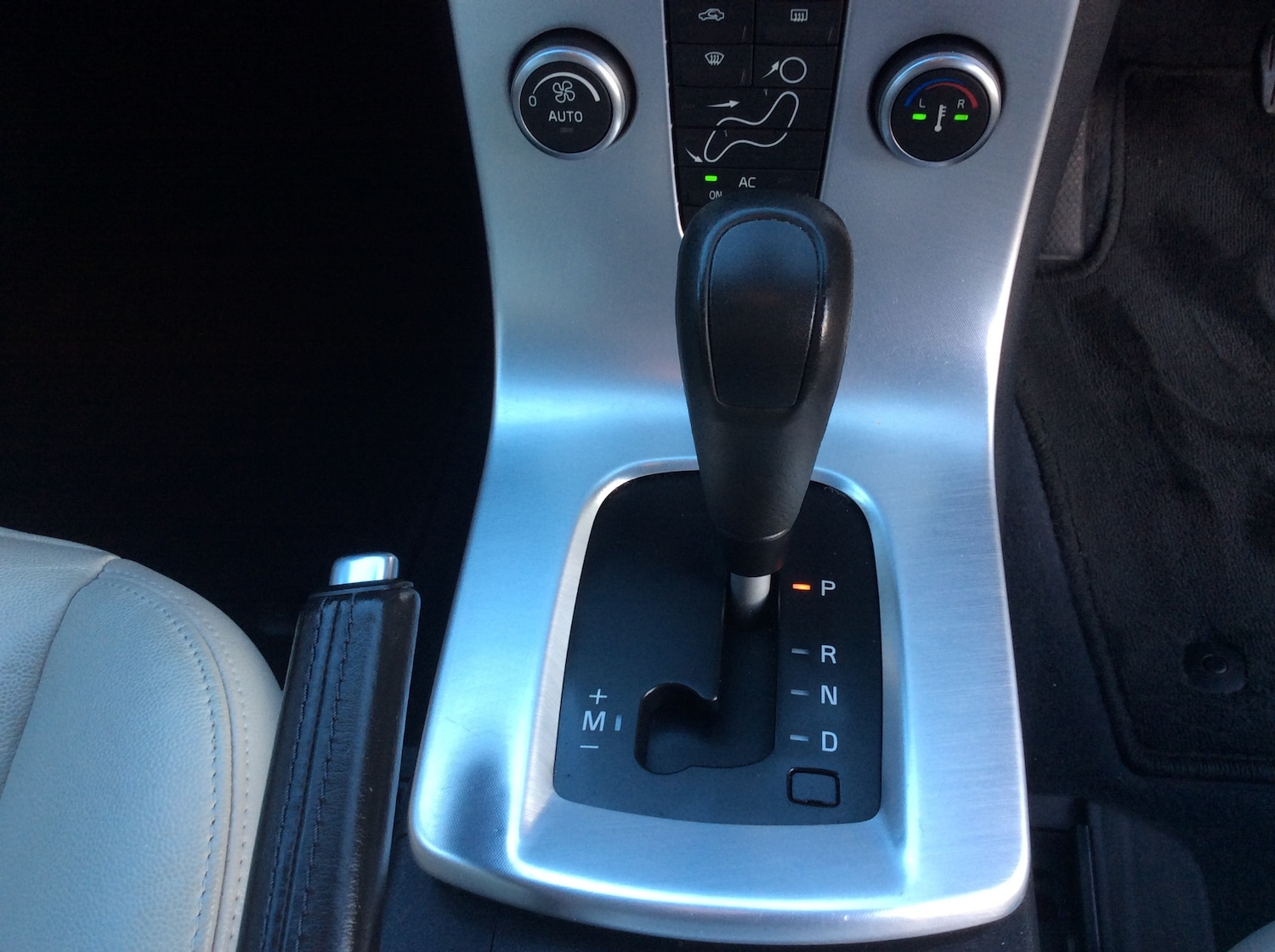 Used Volvo C30 2011 for sale - 76723038: Photo 24