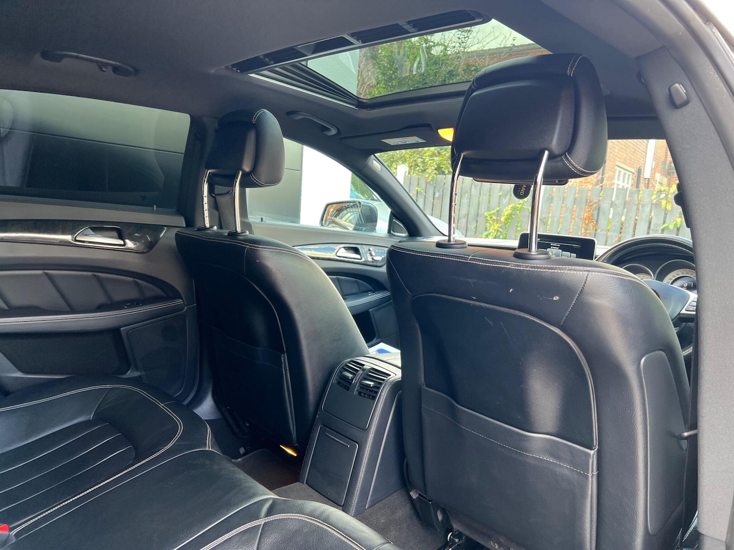 Used Mercedes-Benz CLS 2015 for sale - 76158619: Photo 24