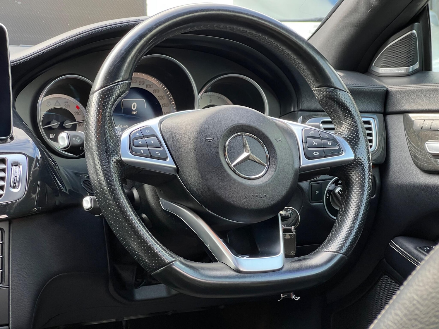Used Mercedes-Benz CLS 2015 for sale - 76158619: Photo 54