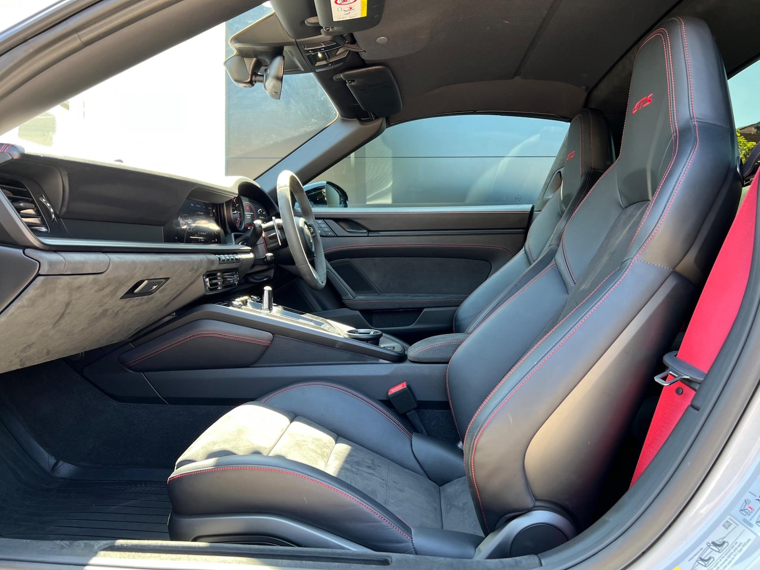 Used Porsche 911 2024 for sale - 76031641: Photo 22