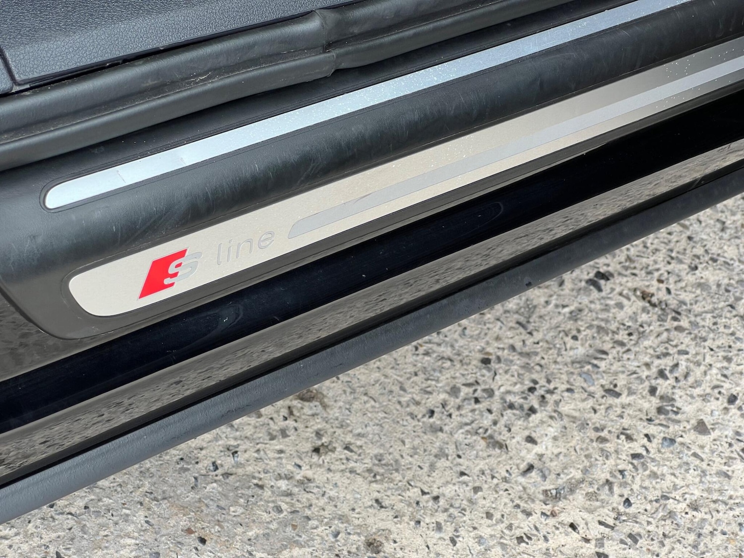 Vehicle 28
