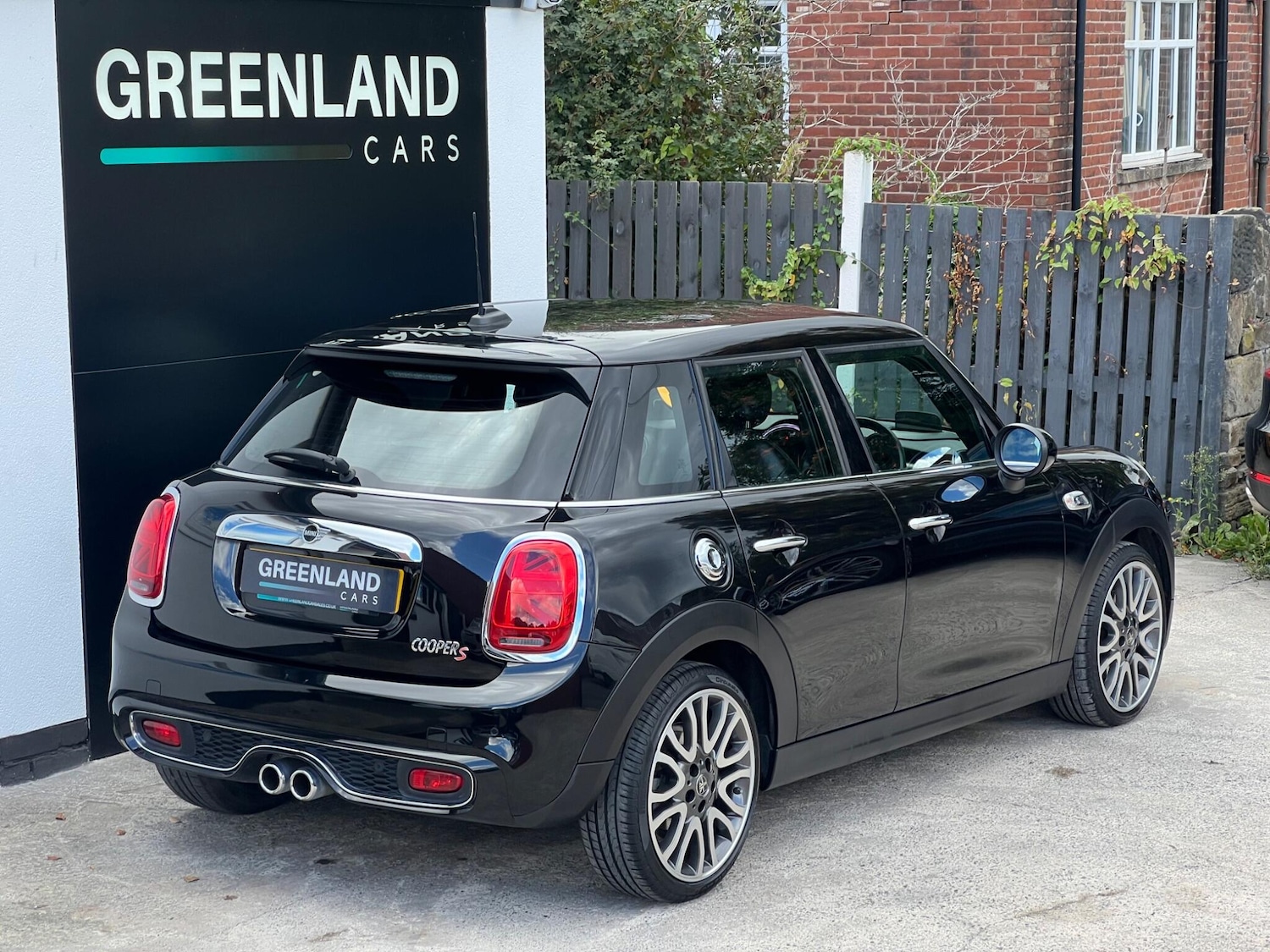 Used MINI Hatch 2019 for sale - 76136307: Photo 32