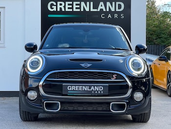 Used MINI Hatch 2019 for sale - 76136307: Photo