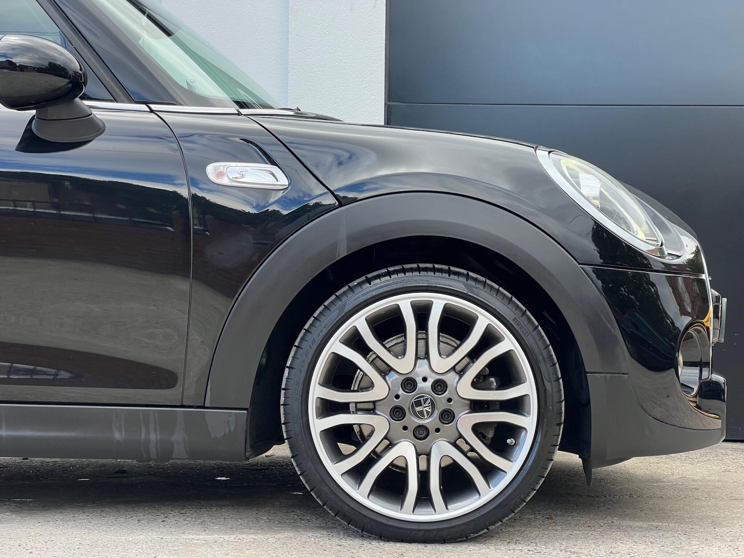 Used MINI Hatch 2019 for sale - 76136307: Photo 9