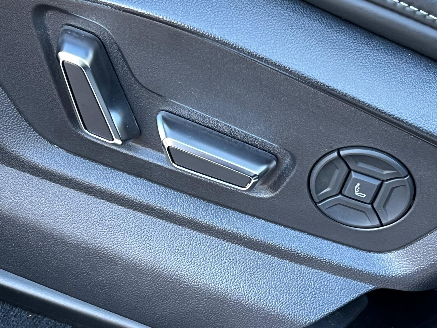Used Audi SQ8 2022 for sale - 76020865: Photo 27
