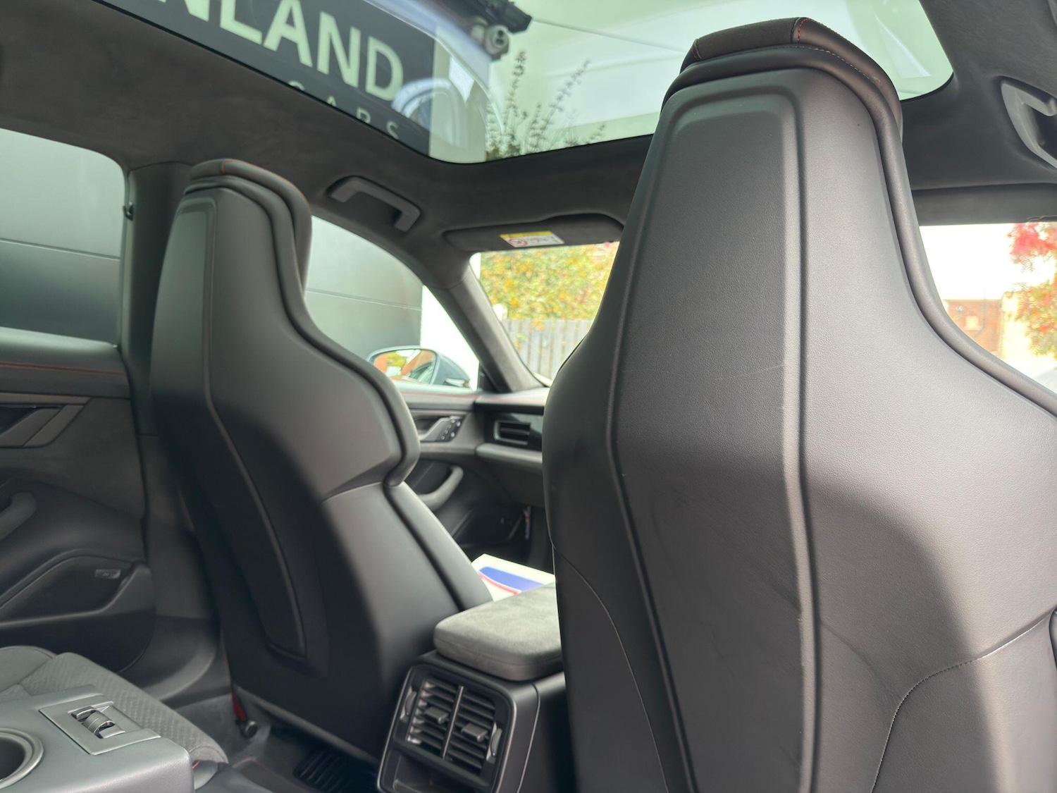 Used Porsche Taycan 2025 for sale - 76349776: Photo 15