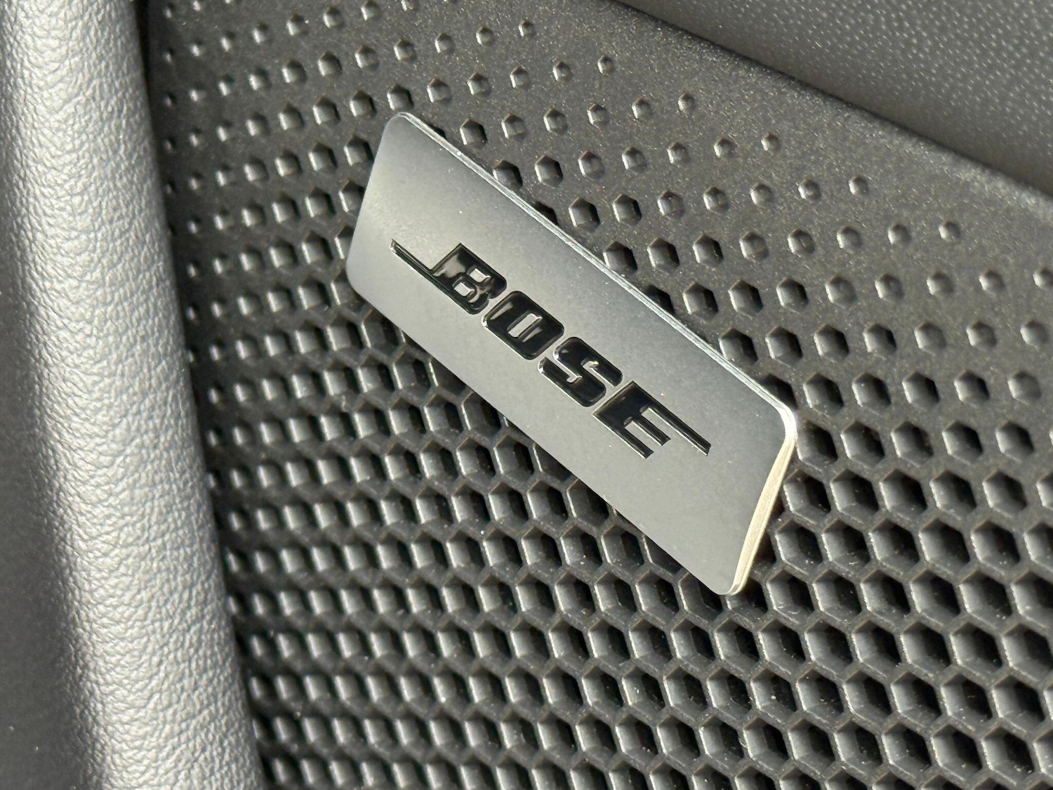 Used Porsche Taycan 2025 for sale - 76349776: Photo 18